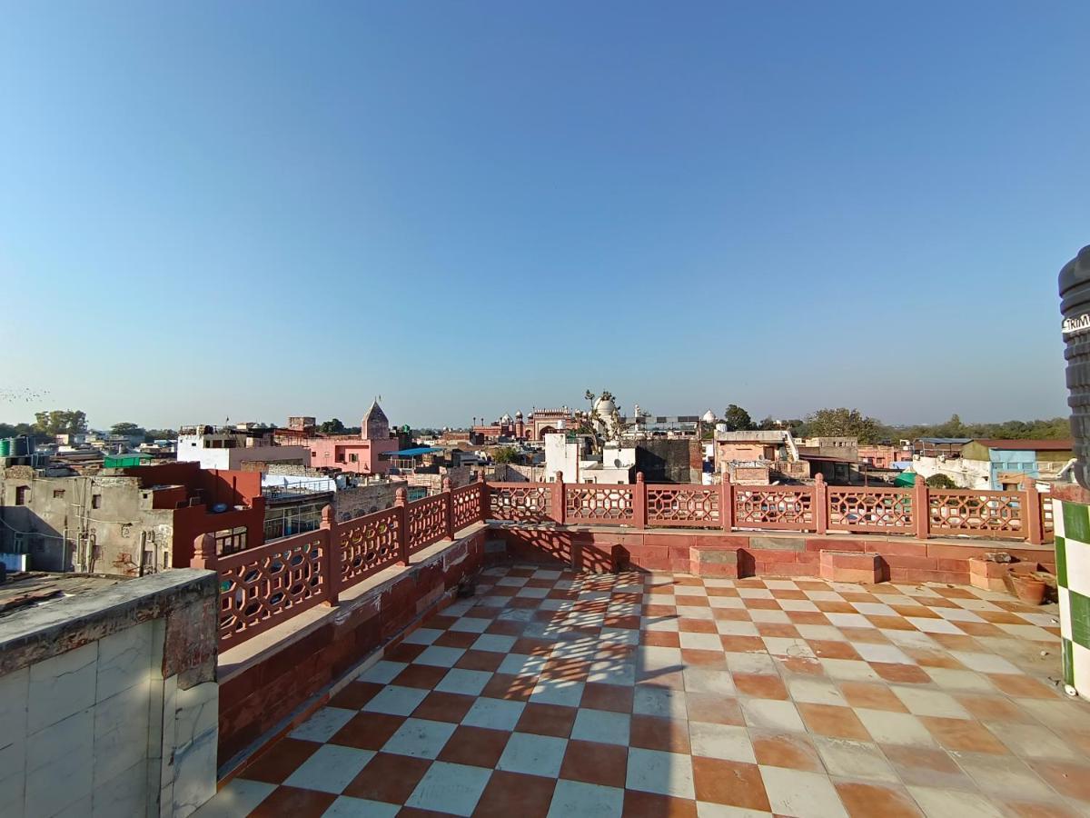 Hotel India Inn Walking Distance From Taj Mahal-- Rooftop Taj Mahal View Agra  Exterior foto